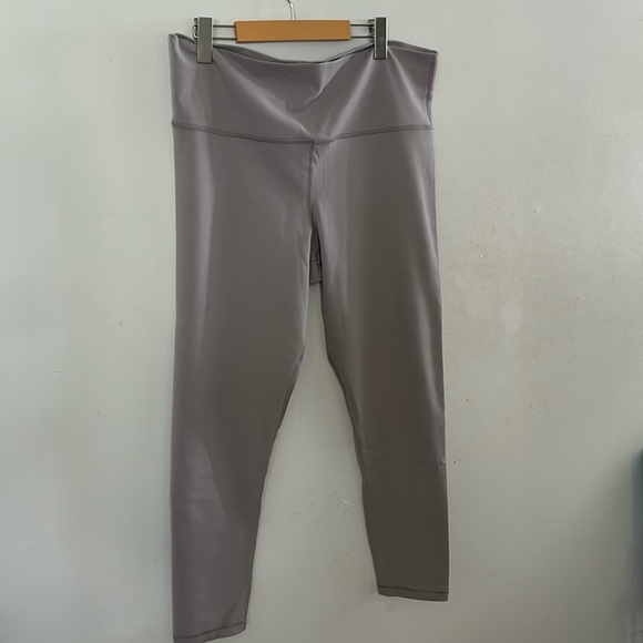 TNA ACTION LEGGINGS - Picture 14 of 14